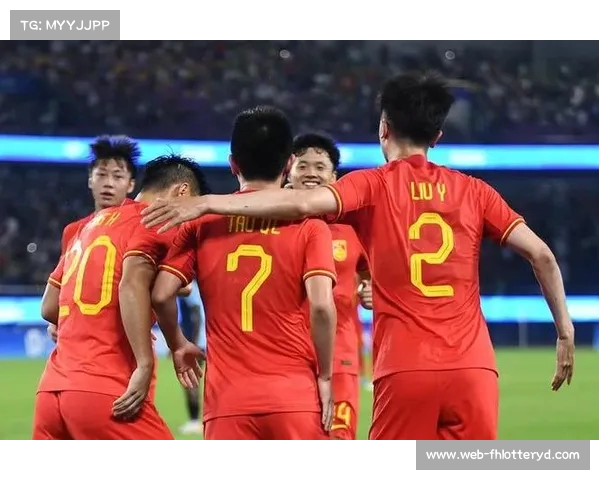 亚运男足首战中国队5-1大胜印度 陶强龙表现出色双响领衔全队 亚运男足首战中国队5-1大胜印度 陶强龙表现出色双响领衔全队