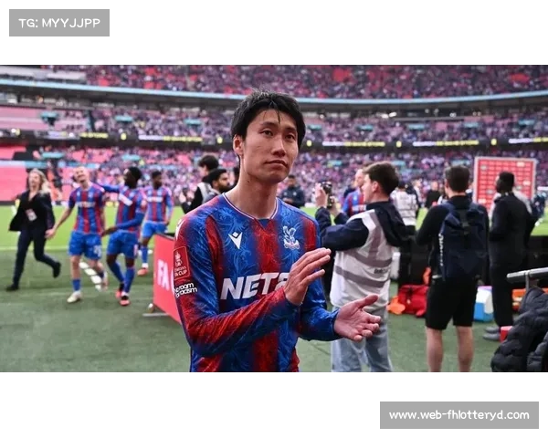 水晶宫全力推进免签镰田大地转会年薪500万英镑加奖金吸引加盟 水晶宫全力推进免签镰田大地转会年薪500万英镑加奖金吸引加盟